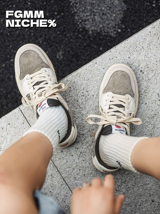 Embroidered Skate Shoes Floral Sneakers Canvas Skateboarding Shoes Handcrafted - Khaki - Size 11(AU11/EU44)