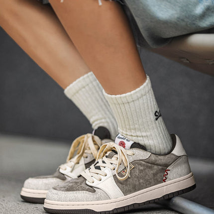 Embroidered Skate Shoes Floral Sneakers Canvas Skateboarding Shoes Handcrafted - Khaki - Size 7(AU7/EU40)