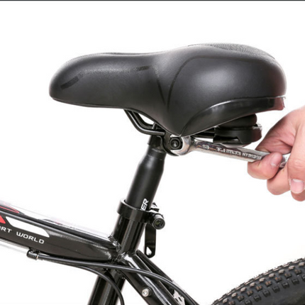 Silicone Bike Saddle with Hollow Ventilation: 21×25×11cm, 680g, Comfort & Shock Absorption for Aussie Cyclists