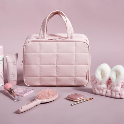 Travel Toiletry Bag with Jewelry Organizer, Hanging Travel Bag for Toiletries, Puffy Makeup Cosmetic Bag Organizer, Carry-on Travel Accessories Essentials, pink（27.9*18.8*12CM）