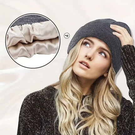 2Pcs Knit Beanie off white 06