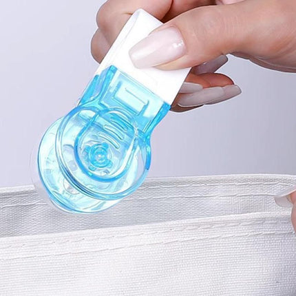 Portable Pill Taker Remover Easy To Take Out Travel Tablet Dispenser Pills Extractor Tool For Elderly