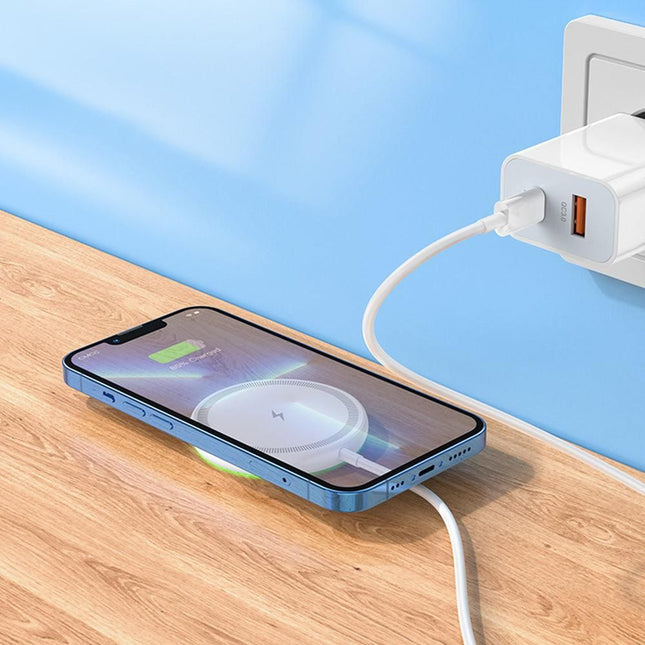 15W Fast Charger for iPhone 16 15 14 13 12 Series Wireless Charger for Wireless Charging Smart Phones White