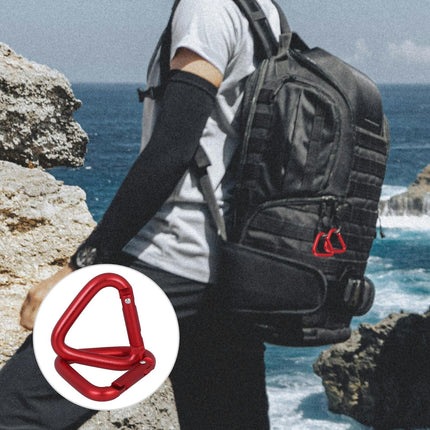 2Pcs Climbing Buckles Climbing Carabiners Triangle Hanging Buckles Locking Climb Carabiners
