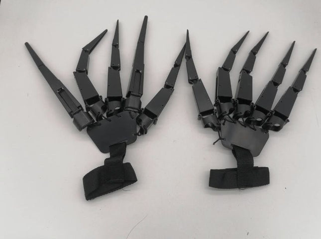 Halloween Articulated Fingers Plastic Party Props Black Spider Claw (right hand) Cartons
